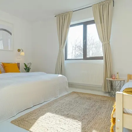 Holiday home Luna Comarnic